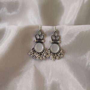 WHITE JHUMKA