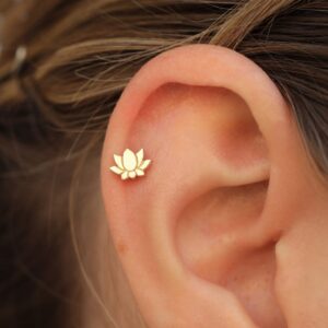 ear lotus studs